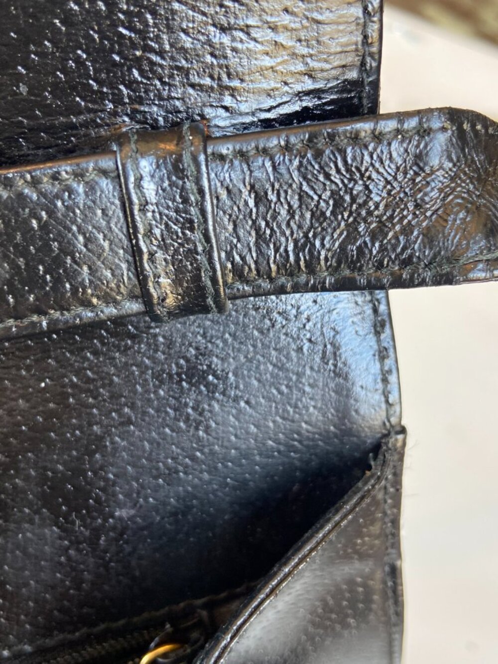 Authentic Vintage Gucci Black Leather Hand Bag and Original Dust Bag - Picture 13 of 15